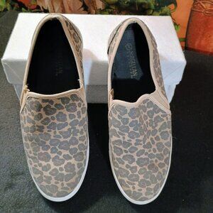 VGUC: Magellan Outdoors 10B Leopard Print Canvas Slip-On Sneakers Comfort Casual